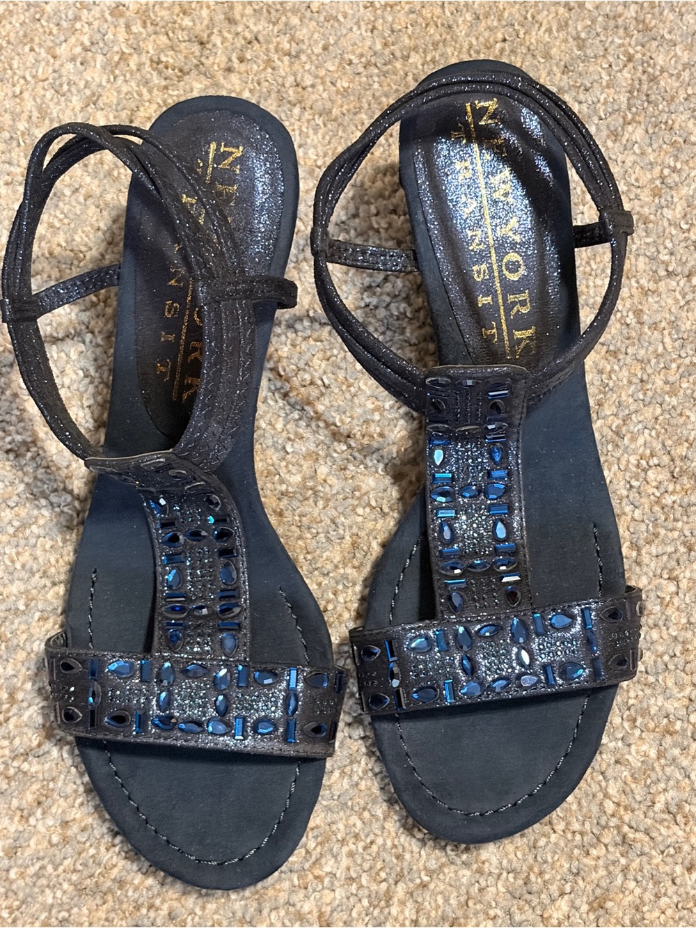 NEW YORK TRANSIT
Naturalizer Black T-Strap Embellished Sandals